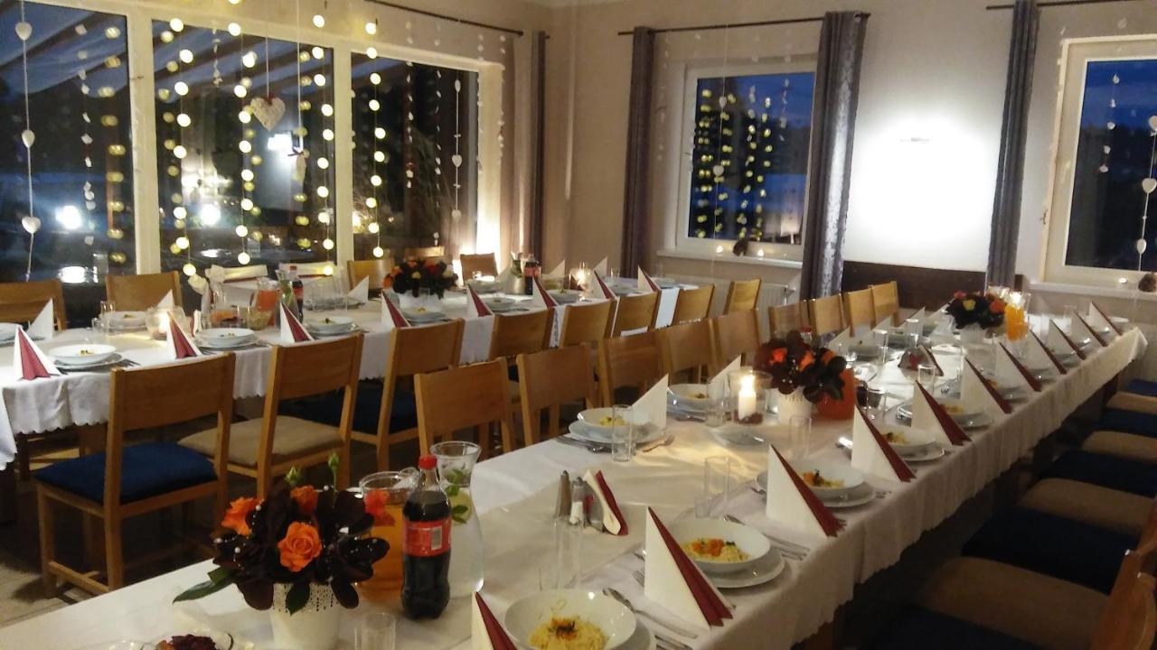 Pokoje Goscinne Przylesie Łobez Eksteriør bilde